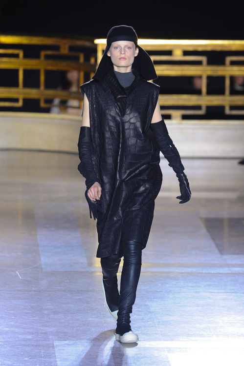 リック・オウエンス(Rick Owens) 2014-15年秋冬ウィメンズコレクション  - 写真3