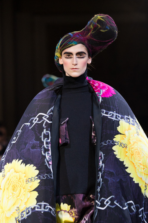 ヨウジヤマモト(Yohji Yamamoto) 2014-15年秋冬ウィメンズコレクション  - 写真17