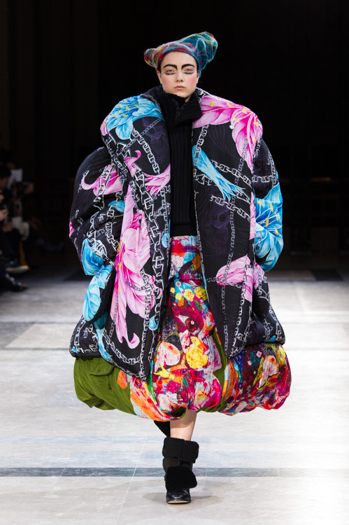 ヨウジヤマモト(Yohji Yamamoto) 2014-15年秋冬ウィメンズコレクション  - 写真18