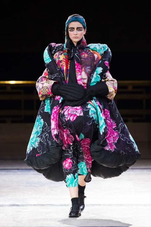 ヨウジヤマモト(Yohji Yamamoto) 2014-15年秋冬ウィメンズコレクション  - 写真20