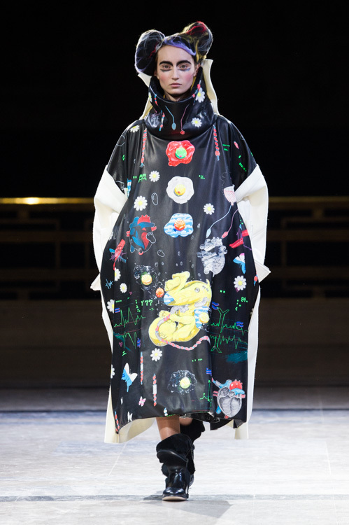 ヨウジヤマモト(Yohji Yamamoto) 2014-15年秋冬ウィメンズコレクション  - 写真69