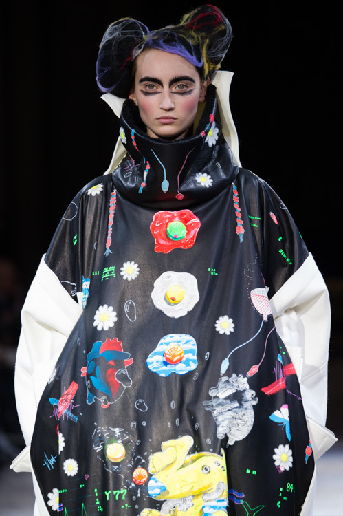 ヨウジヤマモト(Yohji Yamamoto) 2014-15年秋冬ウィメンズコレクション  - 写真70