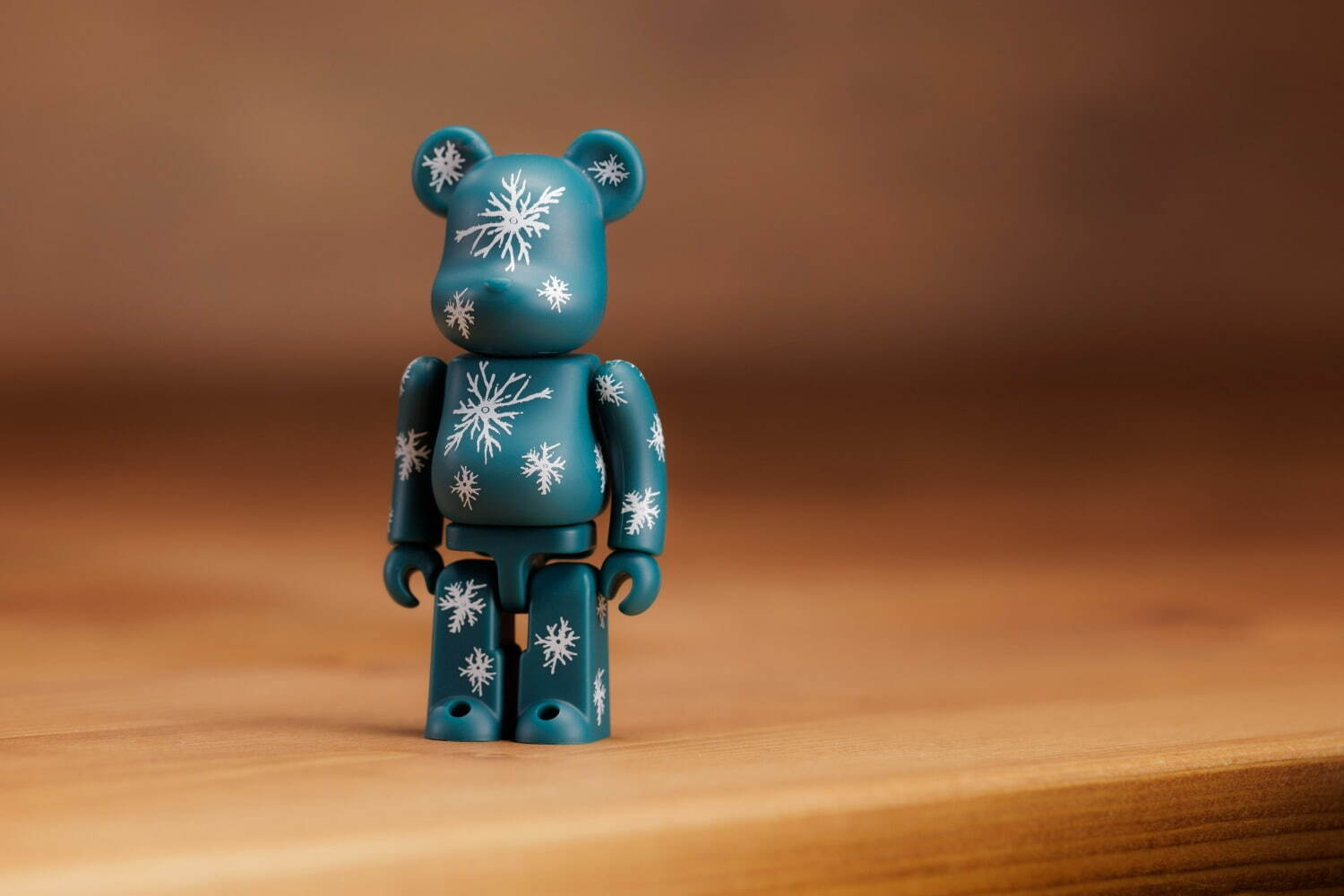 「白い恋人 × BE@RBRICK 雪の結晶 100％」2,200円 ※1人2点限り