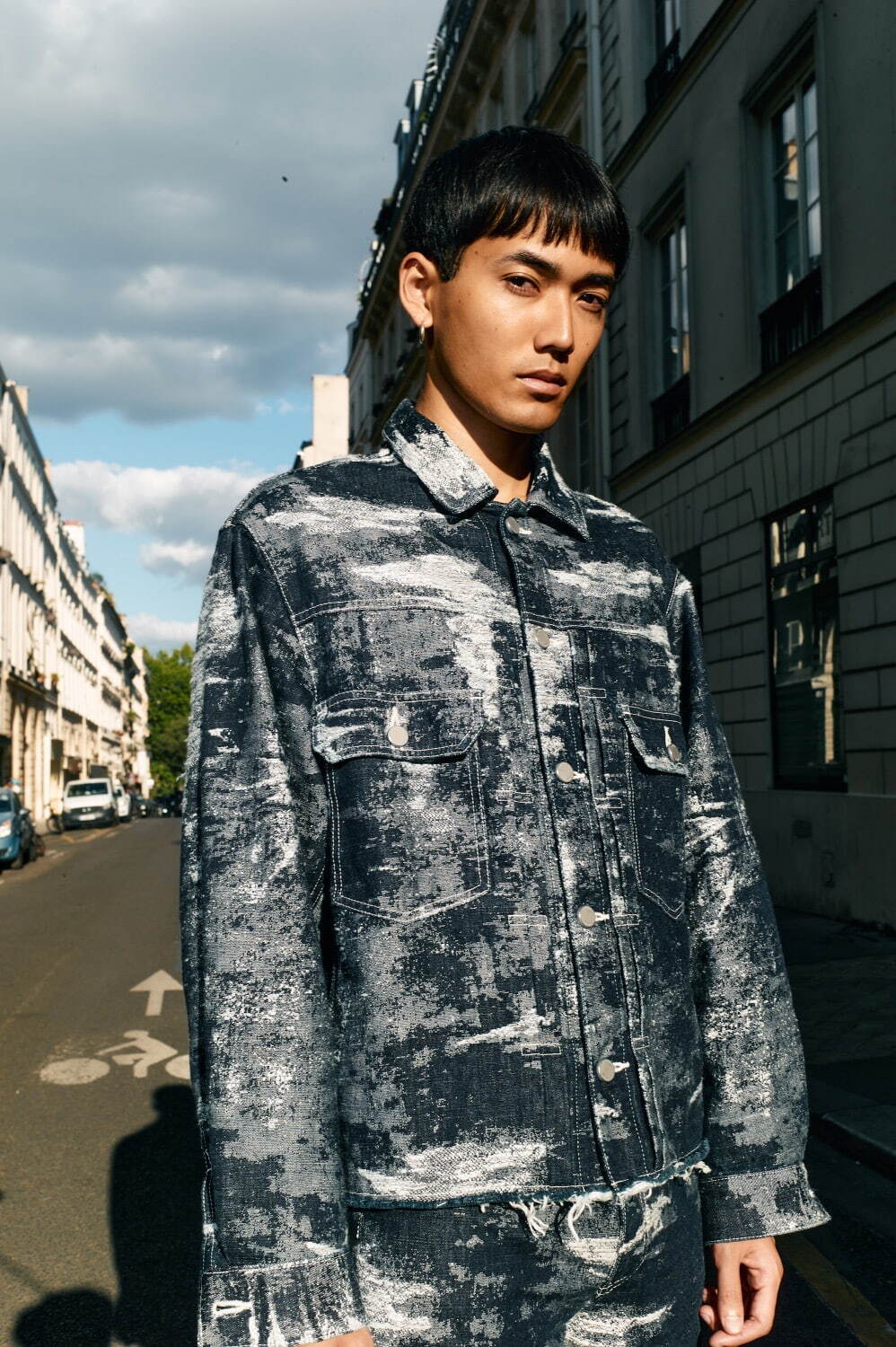 2ND TYPE DENIM JACKET 55,000円、REGULAR FIT DENIM PANTS 41,800円