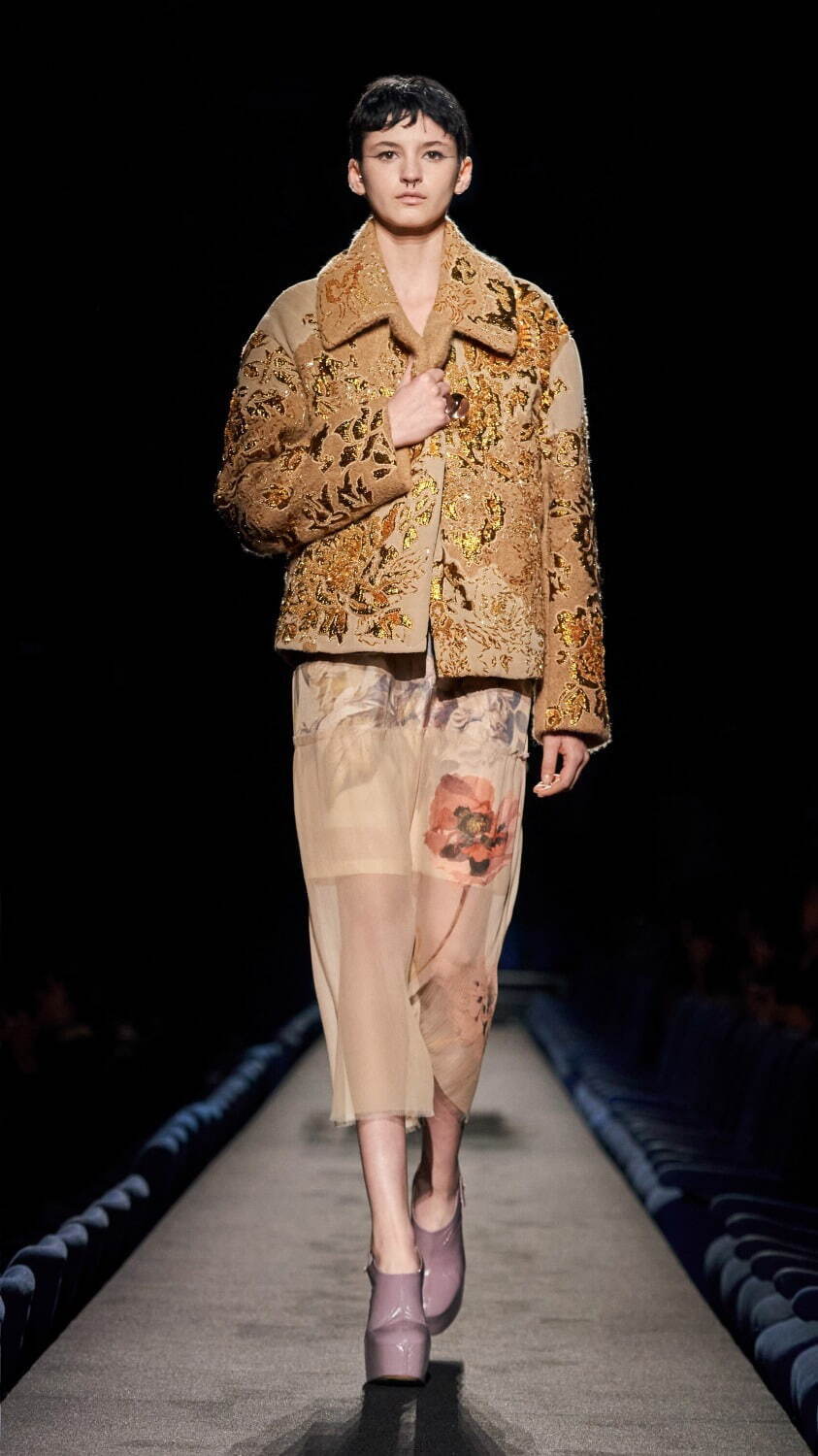 ドリス ヴァン ノッテン(DRIES VAN NOTEN) 2023-24年秋冬ウィメンズコレクション  - 写真56