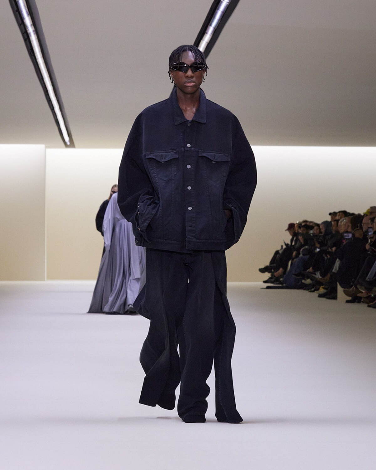 バレンシアガ(BALENCIAGA) 2023年冬ウィメンズ&メンズコレクション  - 写真20