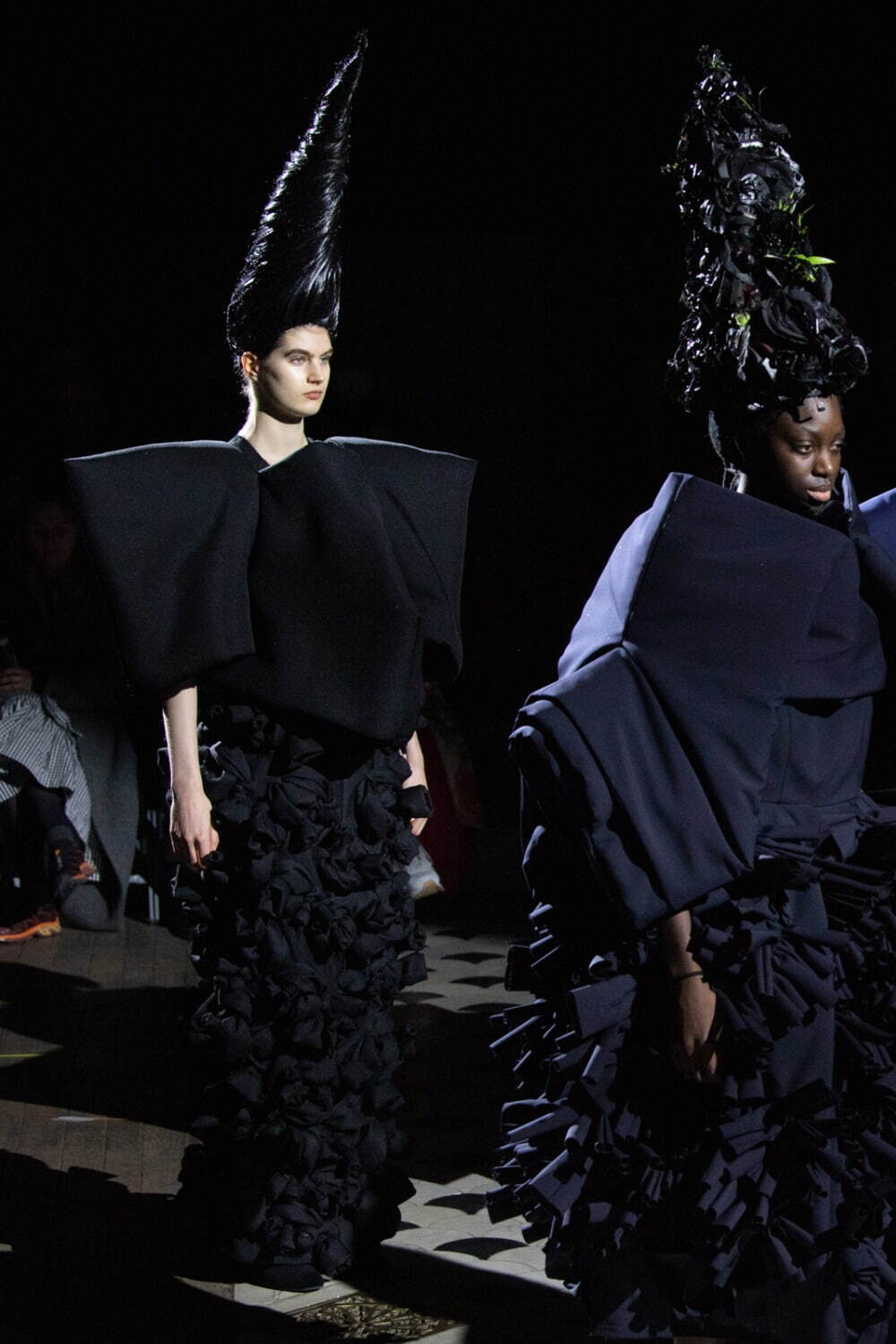 コム デ ギャルソン(COMME des GARÇONS) 2023-24年秋冬ウィメンズコレクション  - 写真4