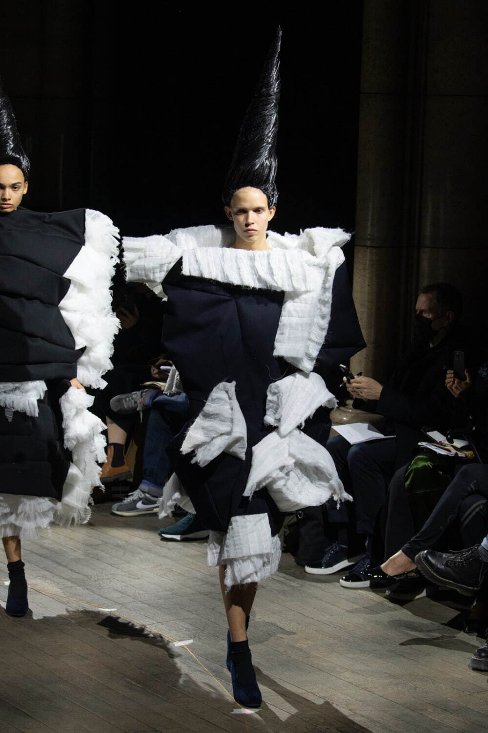 コム デ ギャルソン(COMME des GARÇONS) 2023-24年秋冬ウィメンズコレクション  - 写真6