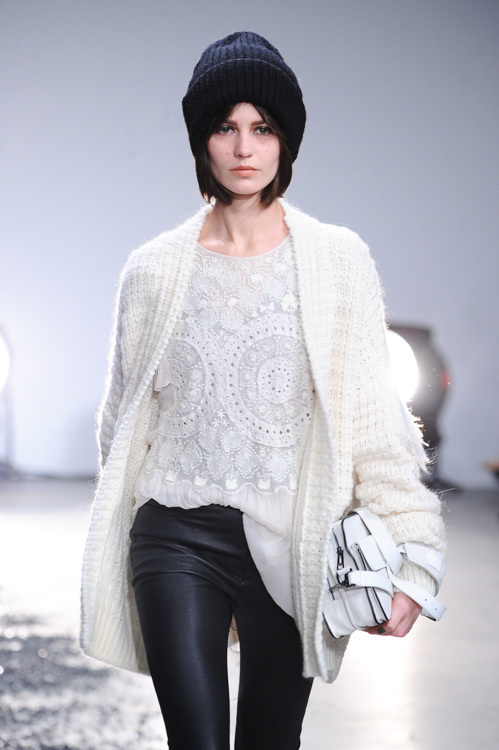 ザディグ エ ヴォルテール(ZADIG & VOLTAIRE) 2014-15年秋冬ウィメンズコレクション  - 写真38