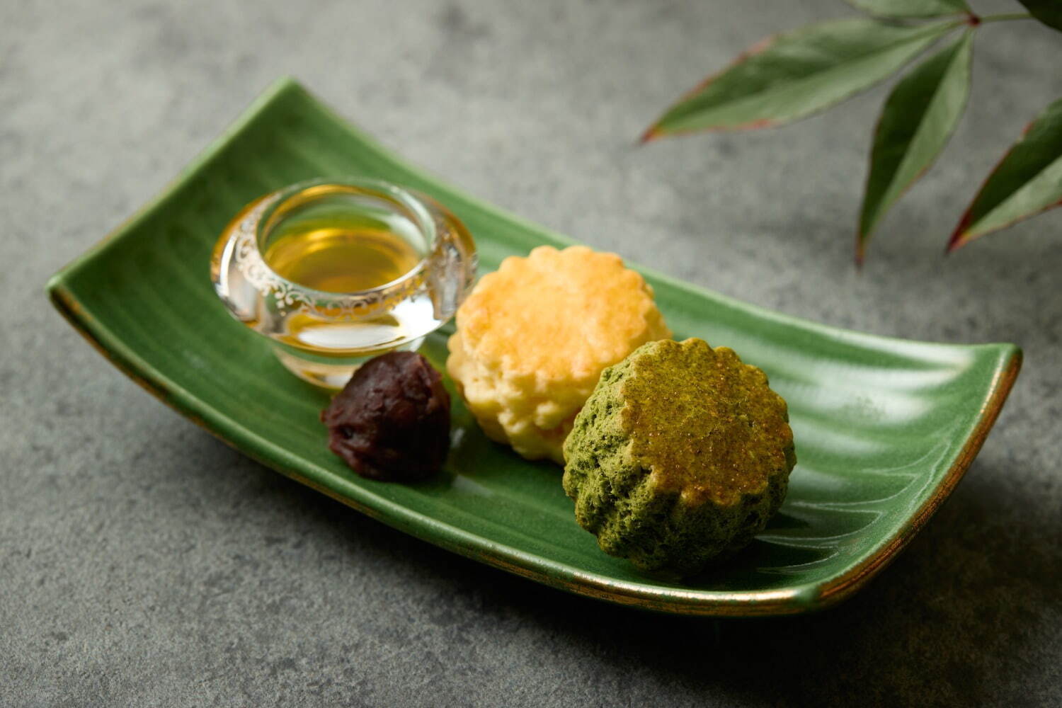 ザ・サウザンド京都「千の茶会アフタヌーンティー」“紫陽花の寒天ジュレ”グラススイーツ＆苔玉シュー｜写真13