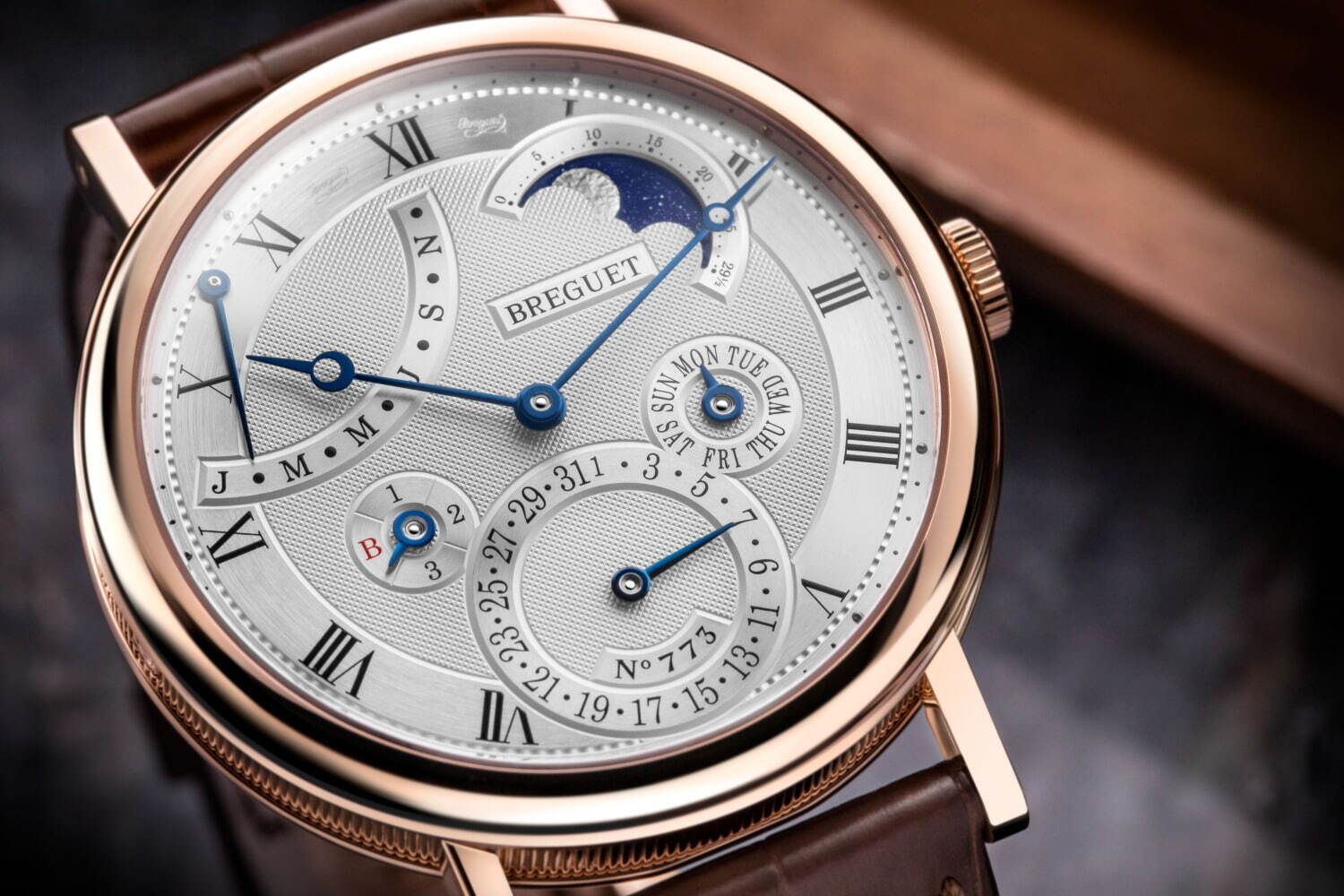 ブレゲ(Breguet) クラシック パーペチュアルカレンダー 7327｜写真3