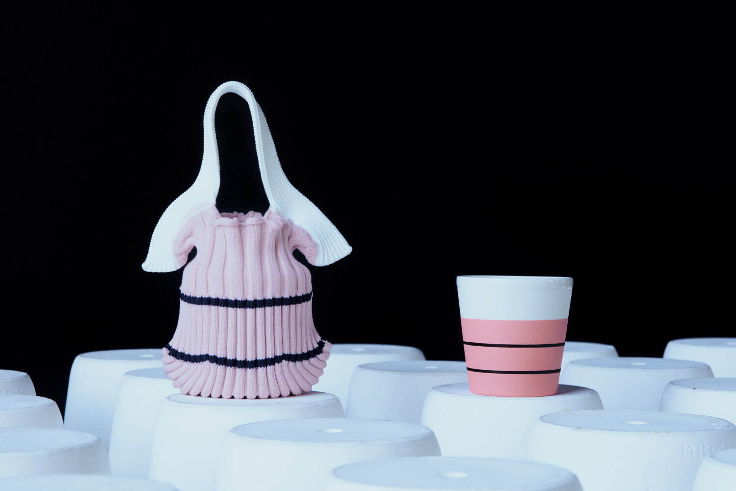 FLUTED MINI BAG + CUP 25,300円