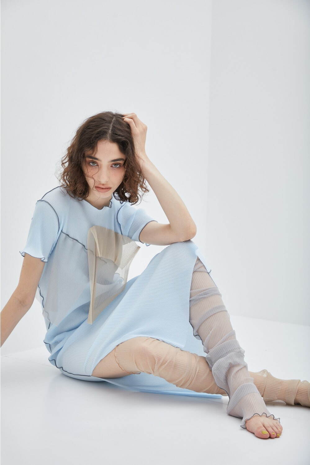 SEE‐THROUGH SHORT SLEEVE DRESS CREW NECK 31,900円