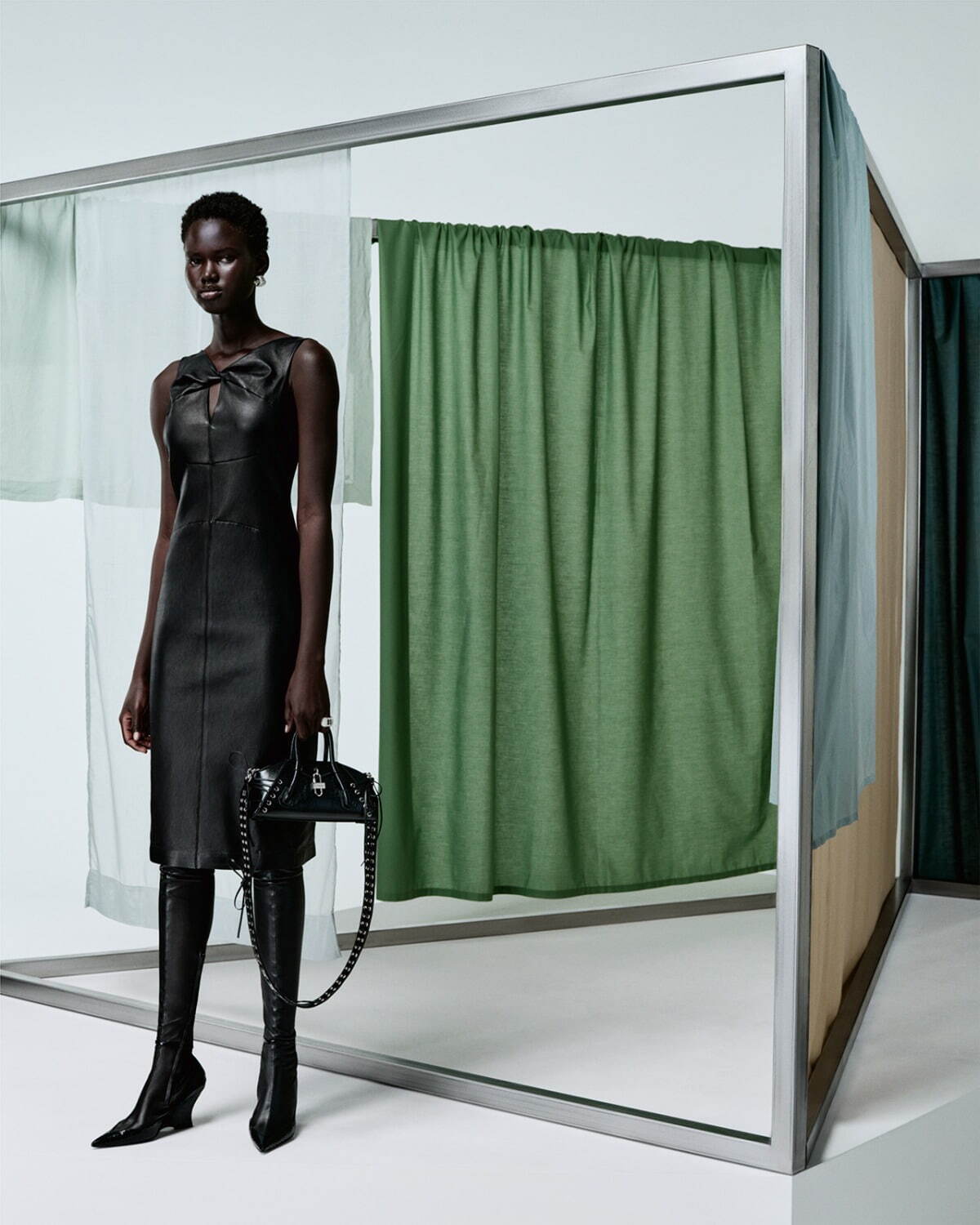 ジバンシィ(Givenchy) 2024年リゾートウィメンズコレクション  - 写真15