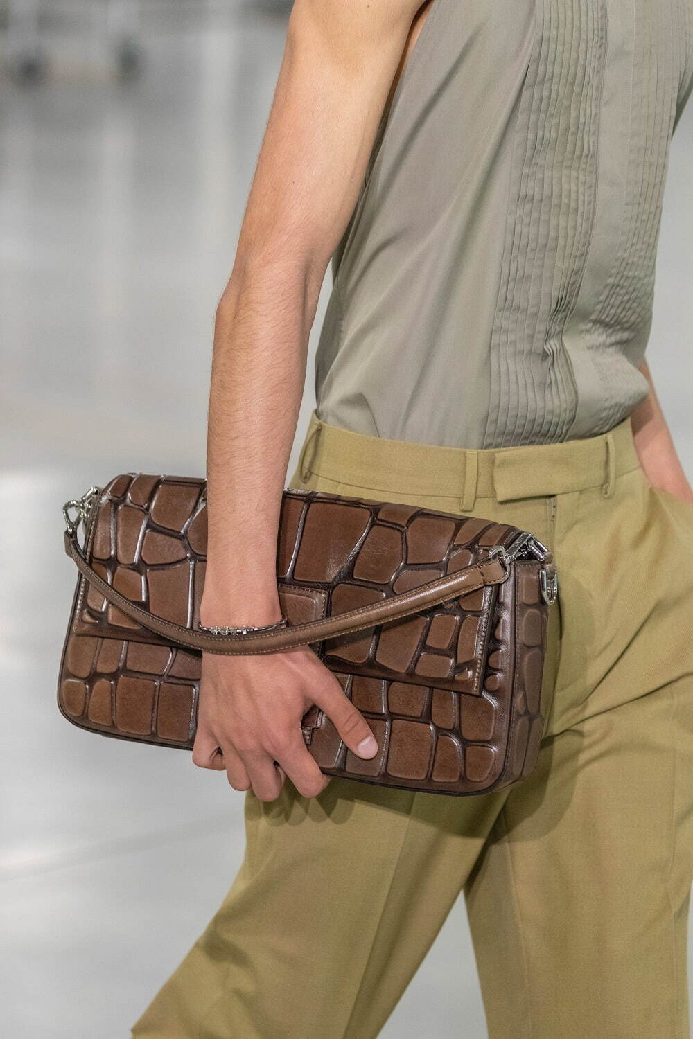 フェンディ(FENDI) 2024年春夏メンズコレクション ディテール - 写真42