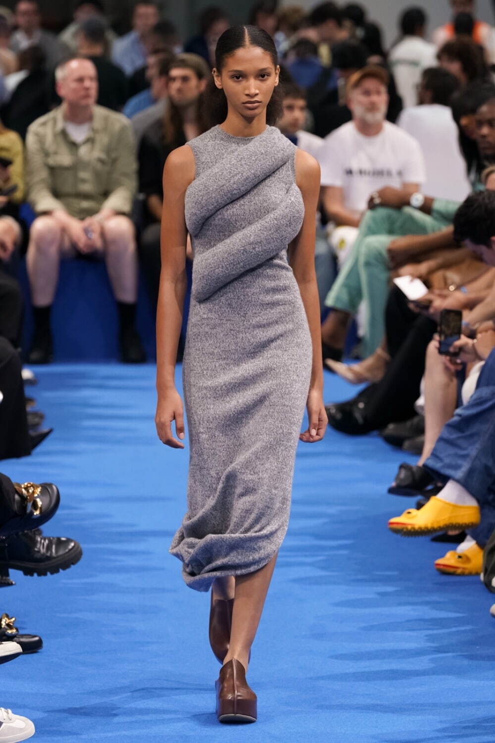 JW アンダーソン(JW Anderson) 2024年春夏ウィメンズ&メンズコレクション  - 写真23