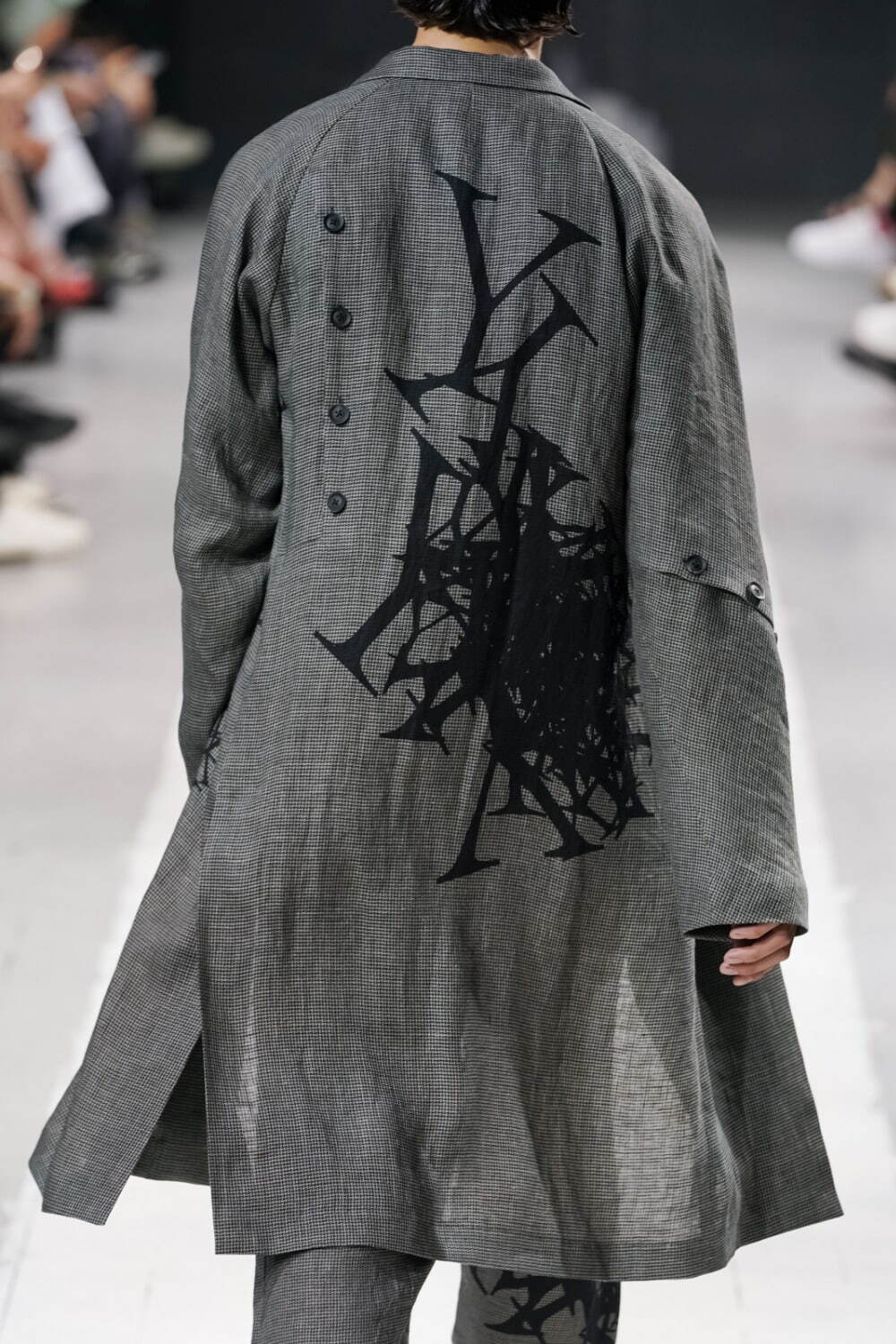 ヨウジヤマモト(Yohji Yamamoto) 2024年春夏メンズコレクション ディテール - 写真13