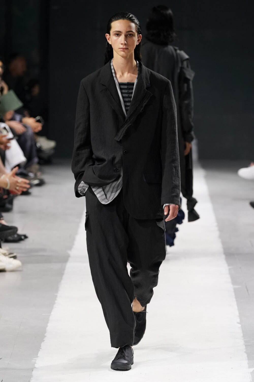 ヨウジヤマモト(Yohji Yamamoto) 2024年春夏メンズコレクション  - 写真36