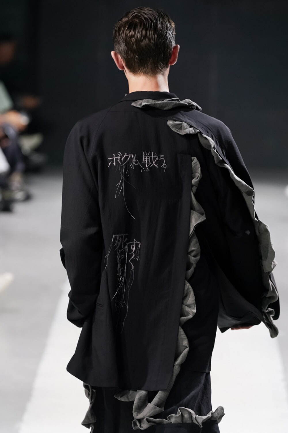 ヨウジヤマモト(Yohji Yamamoto) 2024年春夏メンズコレクション  - 写真69