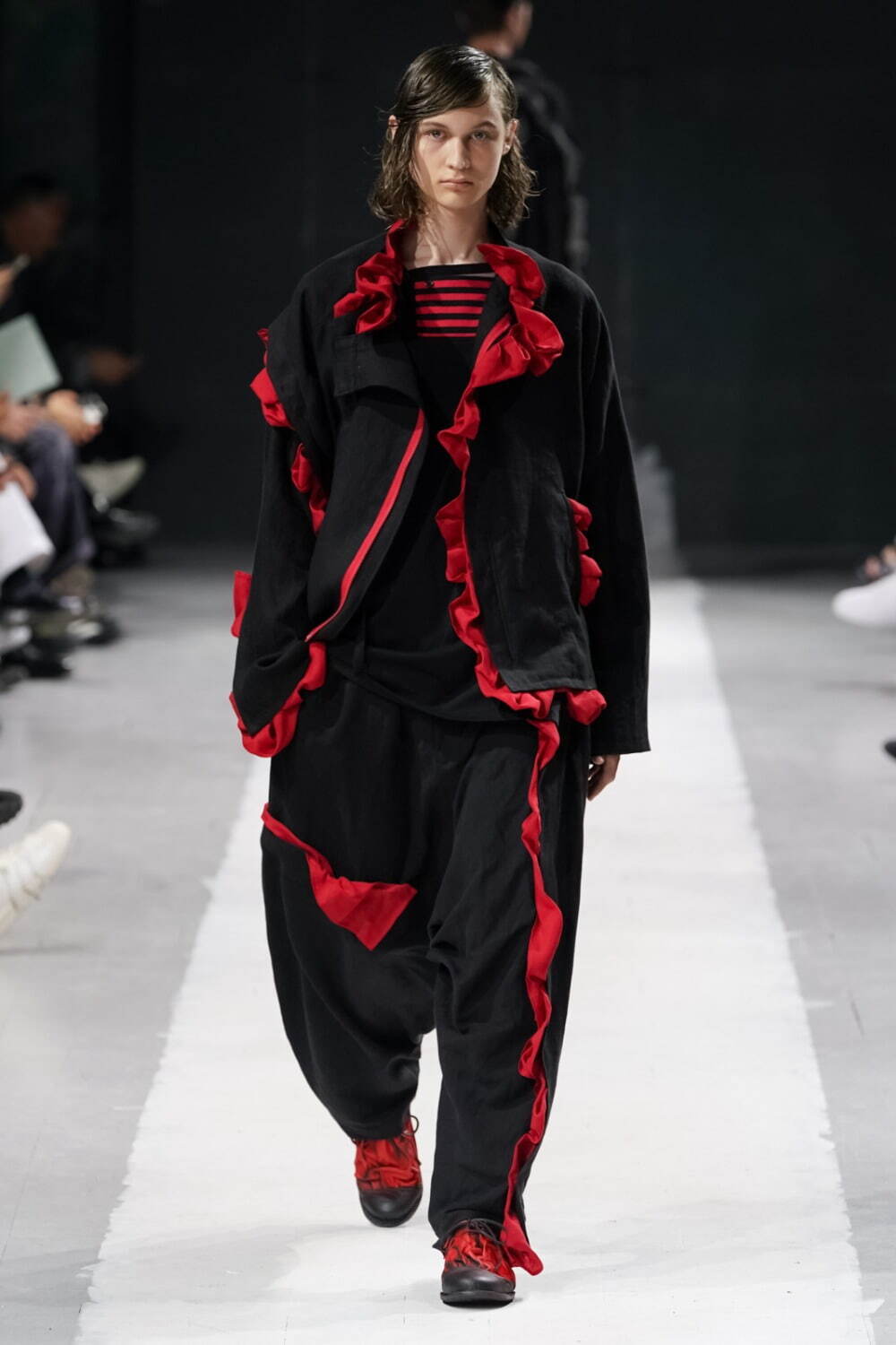 ヨウジヤマモト(Yohji Yamamoto) 2024年春夏メンズコレクション  - 写真70