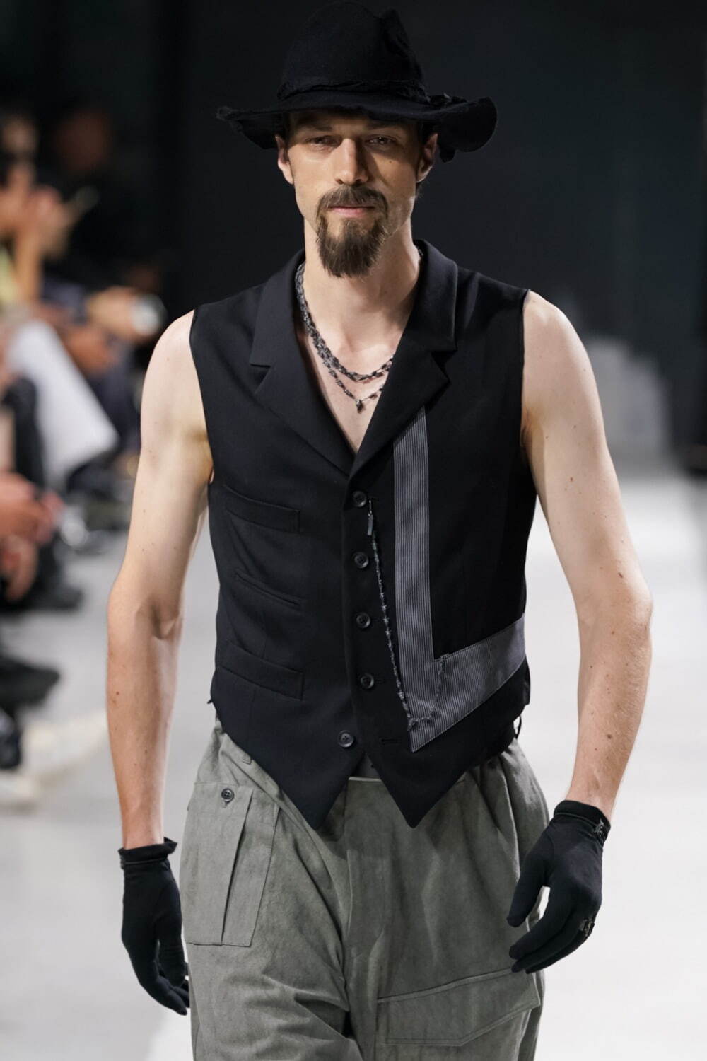 ヨウジヤマモト(Yohji Yamamoto) 2024年春夏メンズコレクション  - 写真95