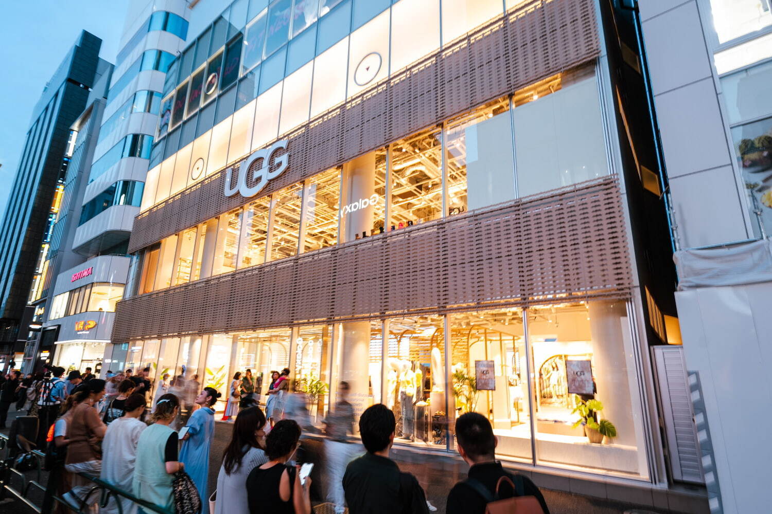 UGG“アジア初”の旗艦店が東京・原宿に、全2フロア構成＆限定アイテムや先行販売も｜写真2