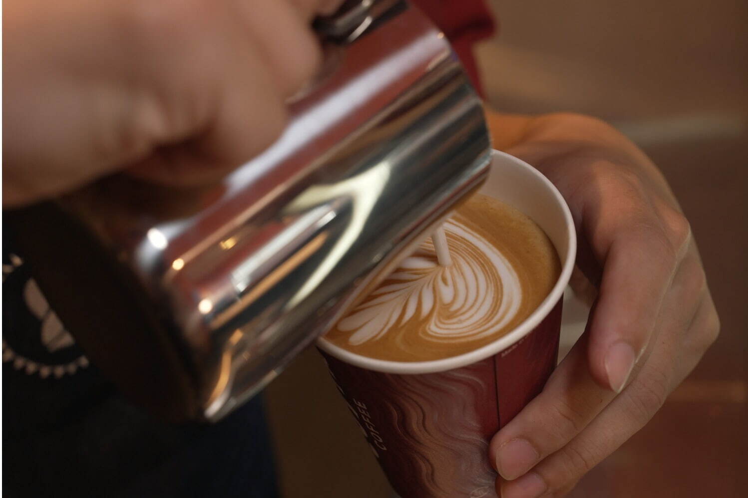 「コスタコーヒー」日本1号店が渋谷にオープン、濃厚エスプレッソ使用＆“小豆入り”抹茶フラッペも｜写真9