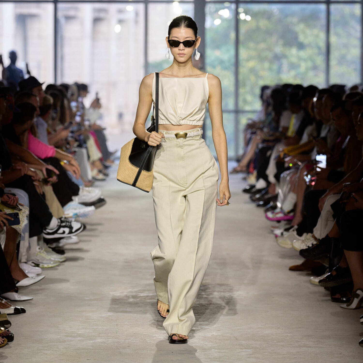 3.1 フィリップ リム(3.1 Phillip Lim) 2024年春夏ウィメンズコレクション  - 写真17