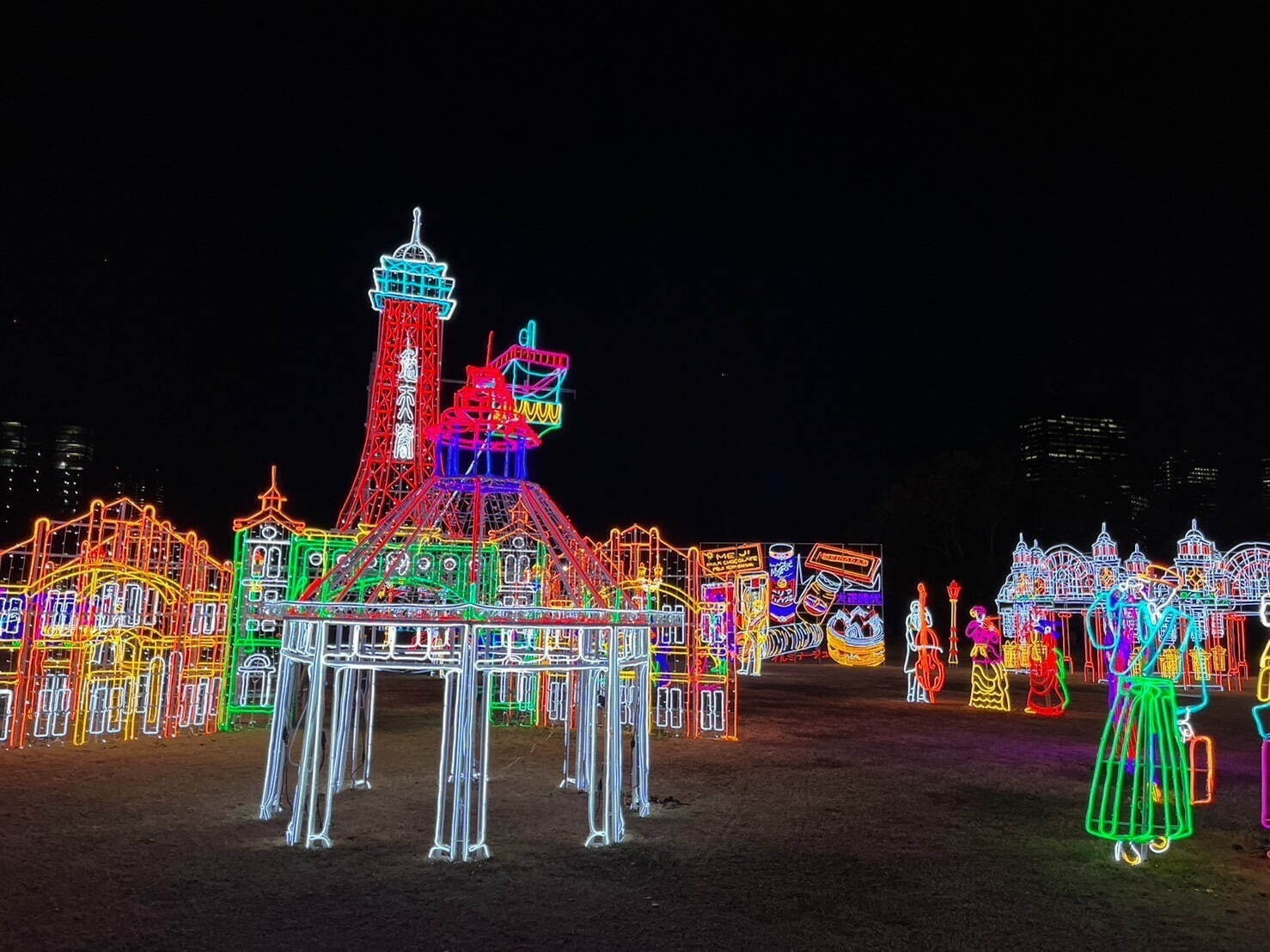 大阪・京都・神戸の関西イルミネーションイベント2023年、クリスマスライトアップなど冬のお出かけ｜写真13