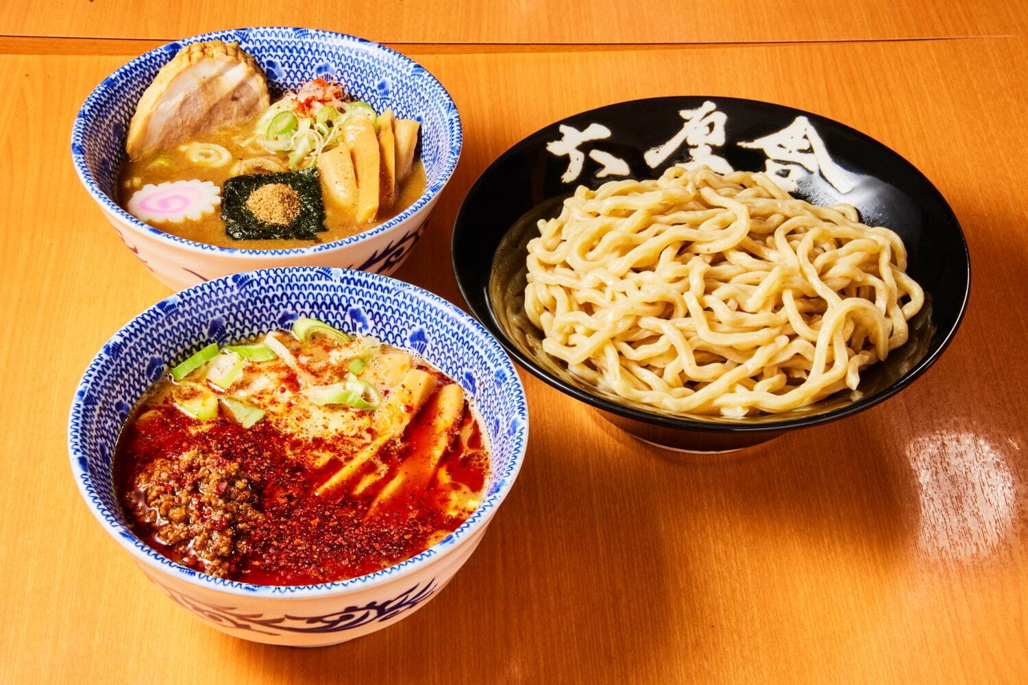 東京駅一番街「東京ラーメンストリート」東京駅 斑鳩らが作る旬＆豪華食材を使用した秋限定ラーメン｜写真5