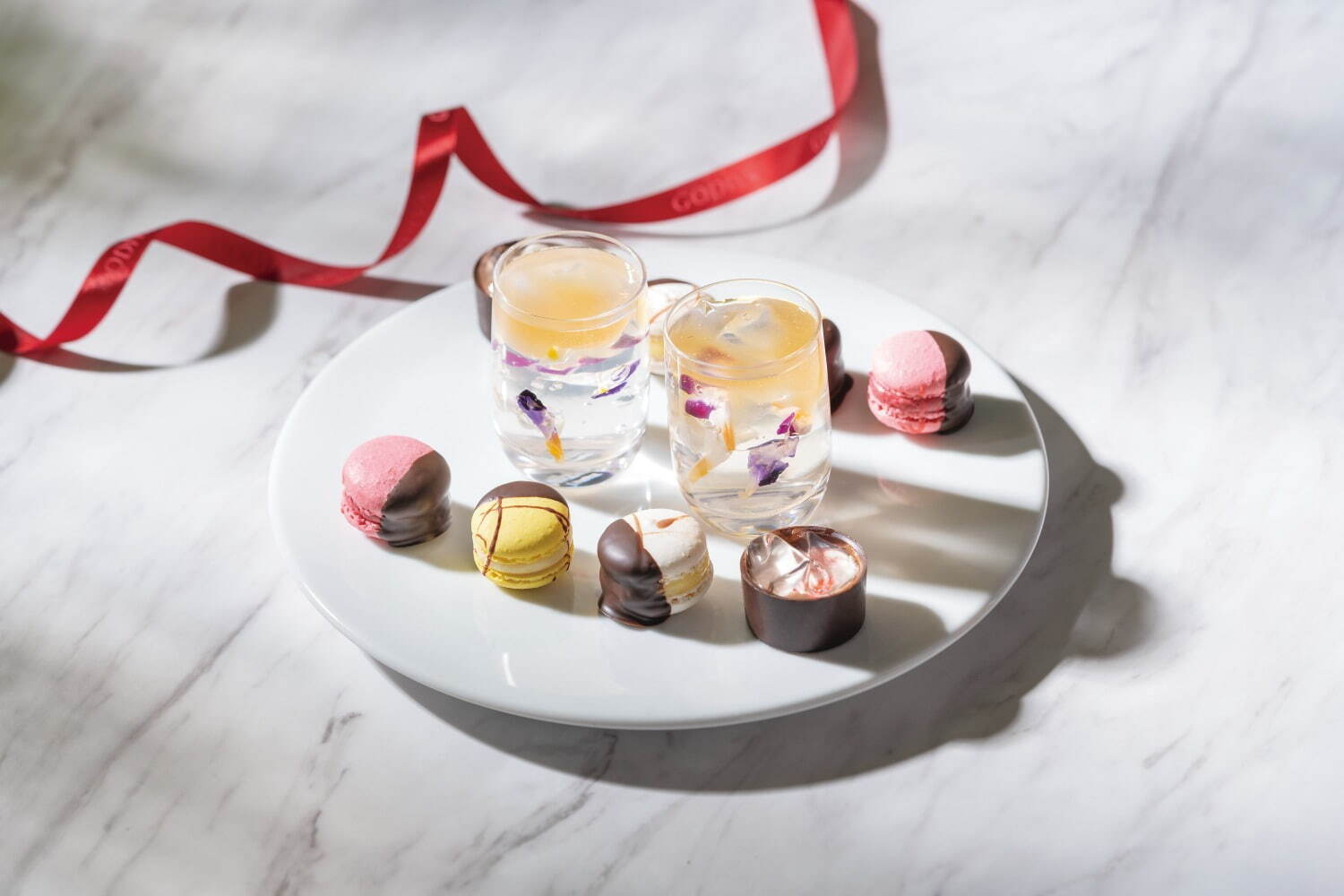 ゴディバカフェ(GODIVA café) アフタヌーンティーセット｜写真2