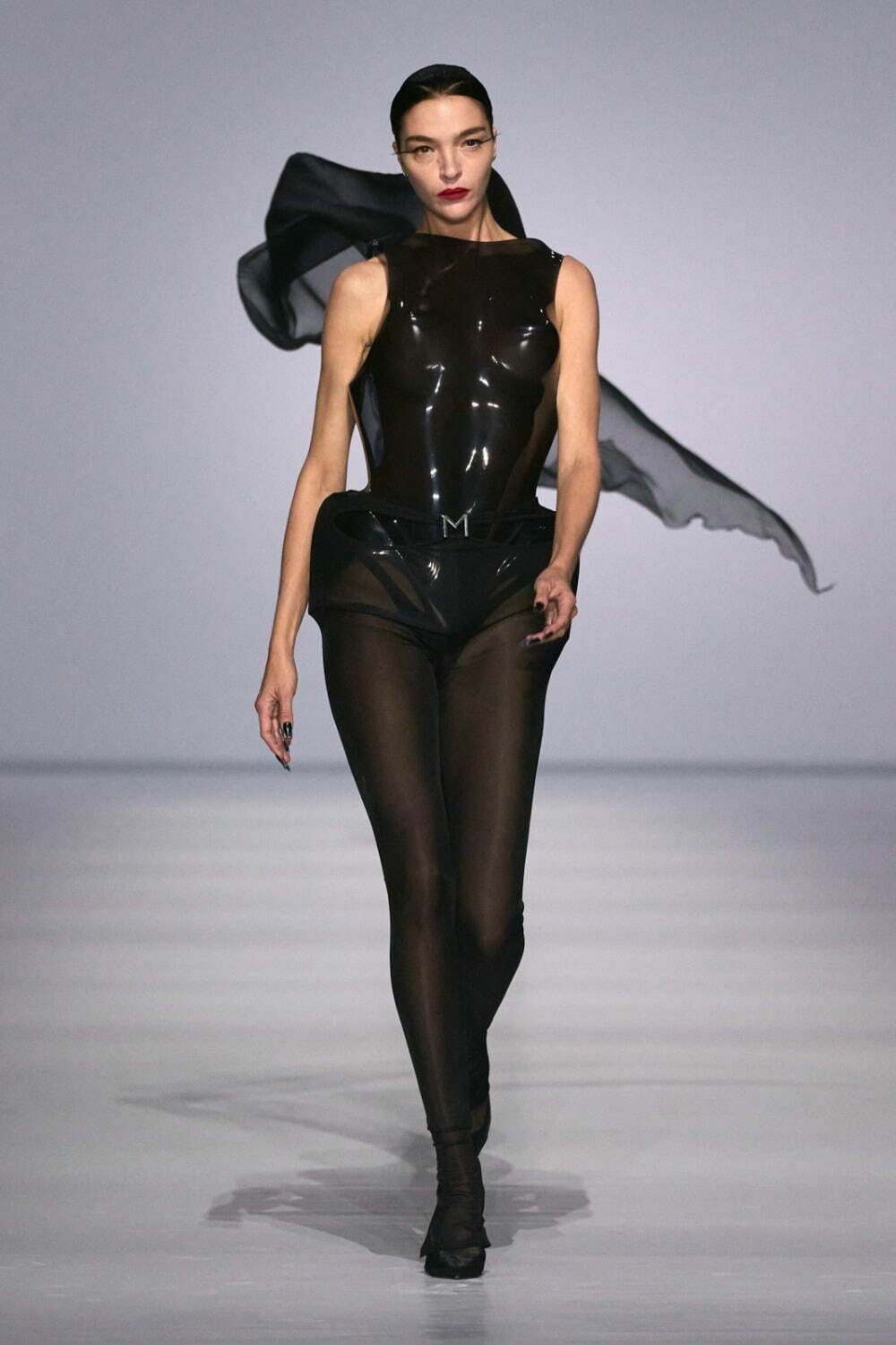 ミュグレー(MUGLER) 2024年春夏ウィメンズ&メンズコレクション  - 写真1