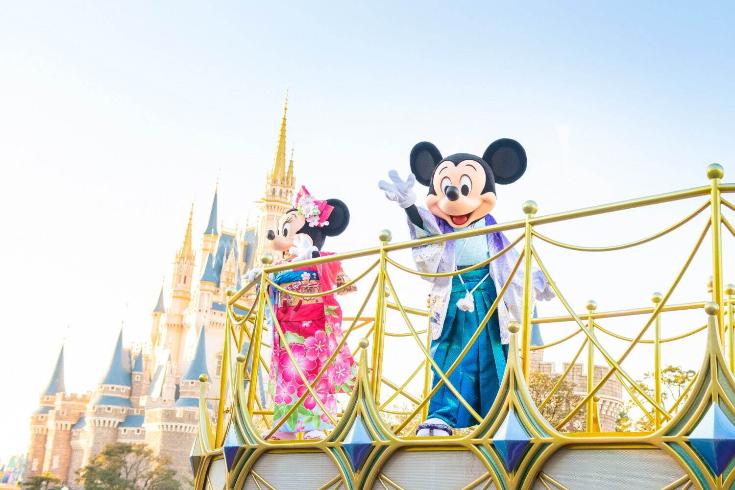 東京ディズニーランド＆東京ディズニーシーの2024年お正月イベント、和服グリーティングや限定グッズ｜写真1