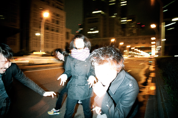 ブリングオンザノイズ(BRING ON THE NOISE) 2010-11年秋冬メンズコレクション  - 写真5