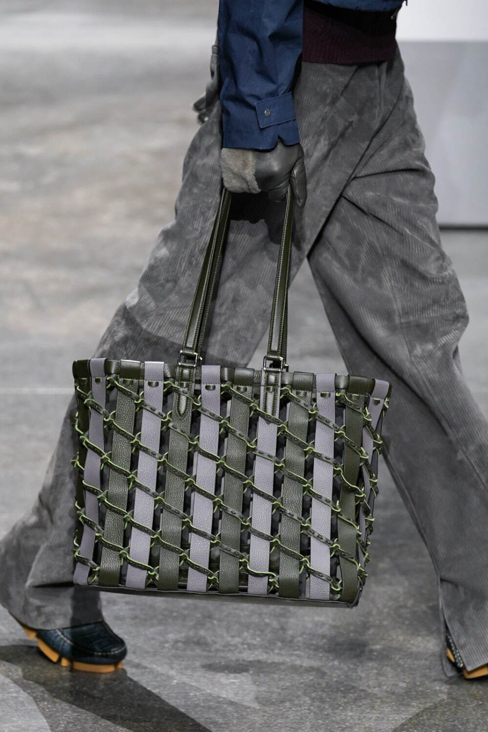 フェンディ(FENDI) 2024-25年秋冬メンズコレクション ディテール - 写真14