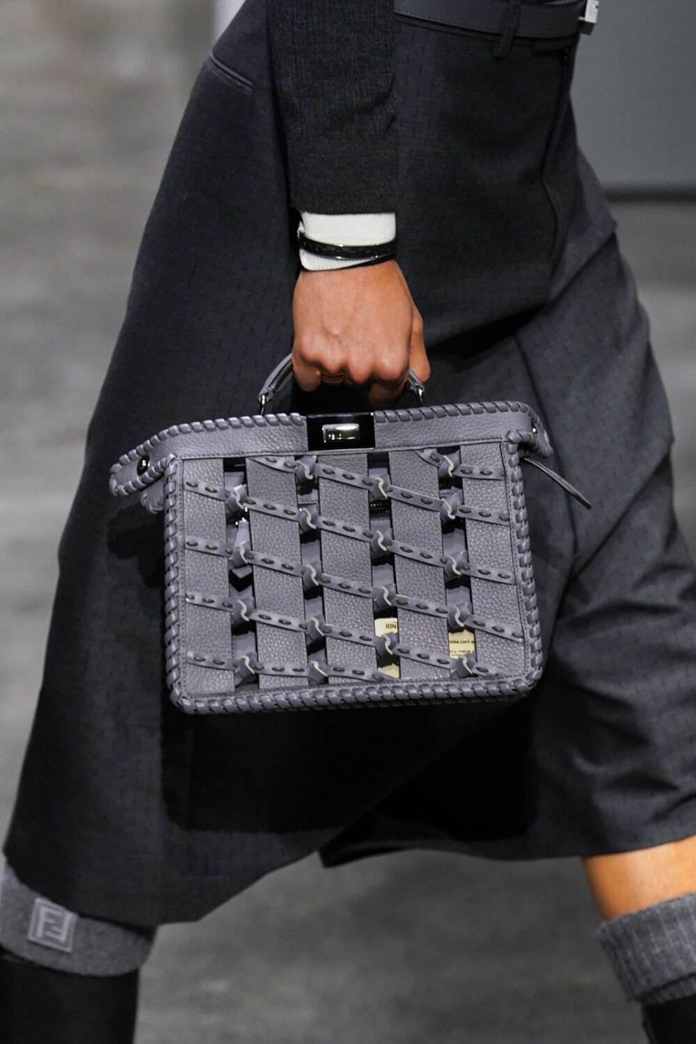 フェンディ(FENDI) 2024-25年秋冬メンズコレクション ディテール - 写真47