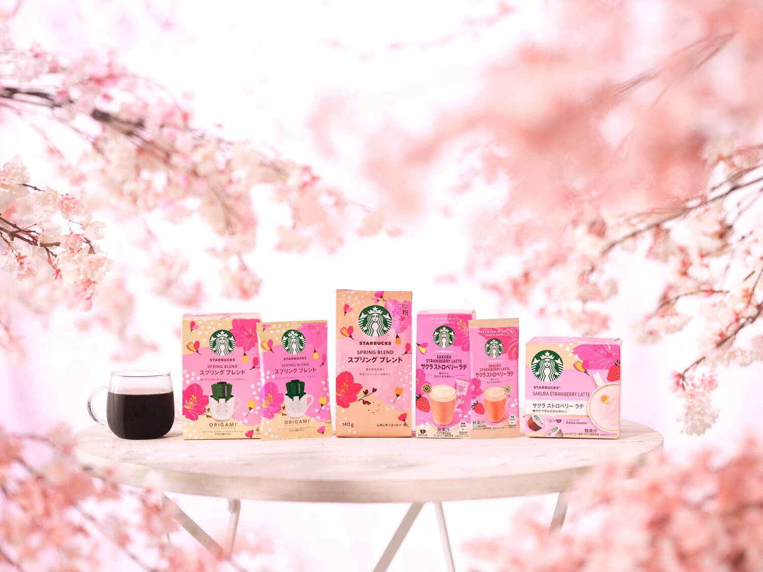 スターバックス(Starbucks Coffee) サクラ ストロベリー ラテ｜写真1