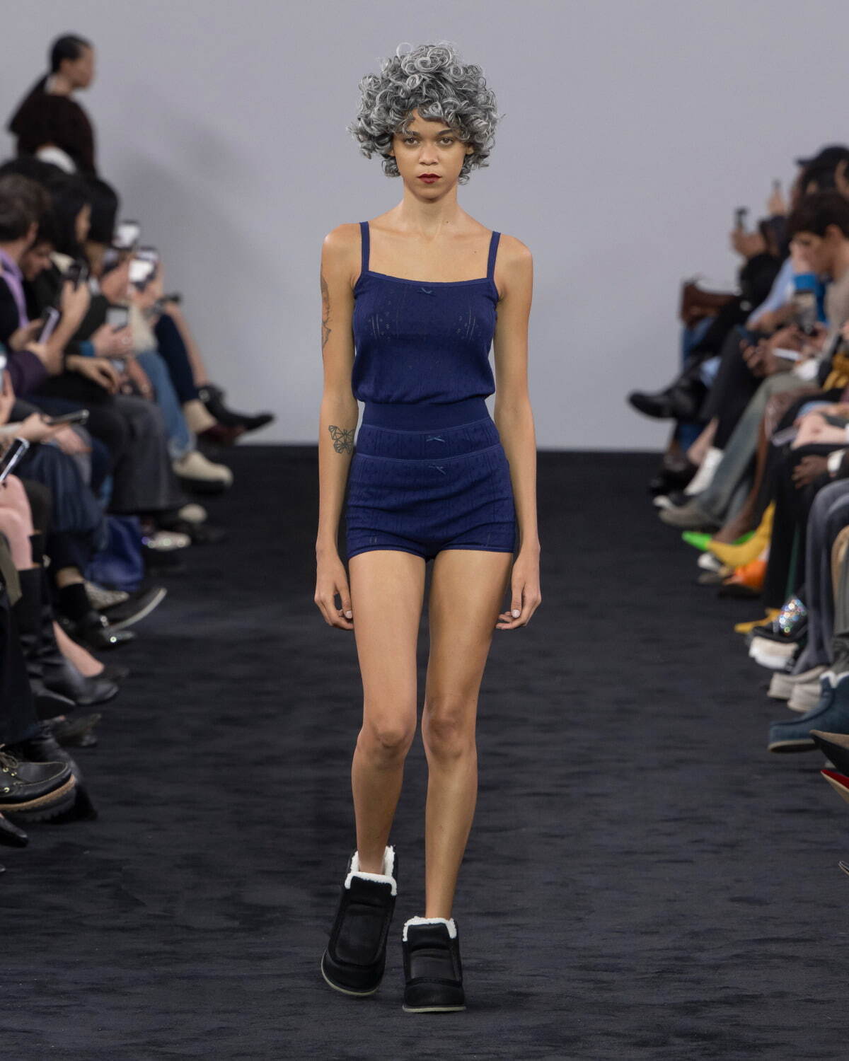 JW アンダーソン(JW Anderson) 2024-25年秋冬ウィメンズコレクション  - 写真3