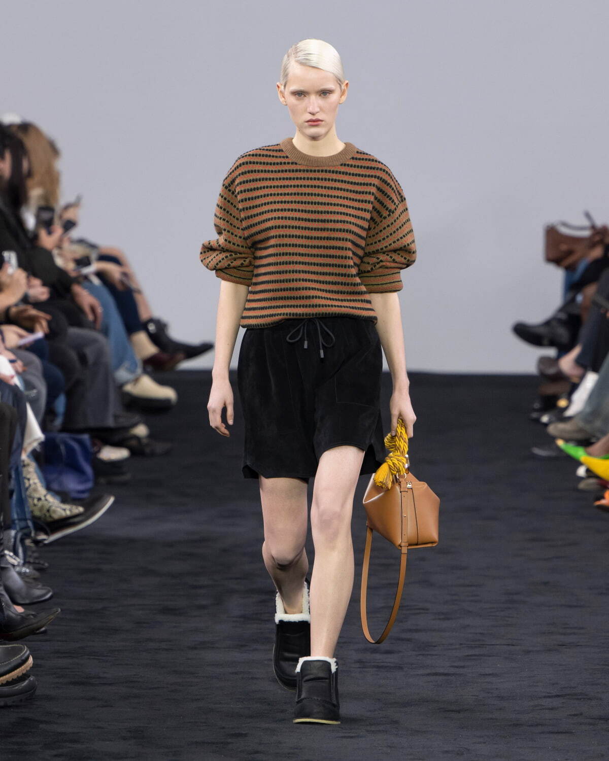 JW アンダーソン(JW Anderson) 2024-25年秋冬ウィメンズコレクション  - 写真30