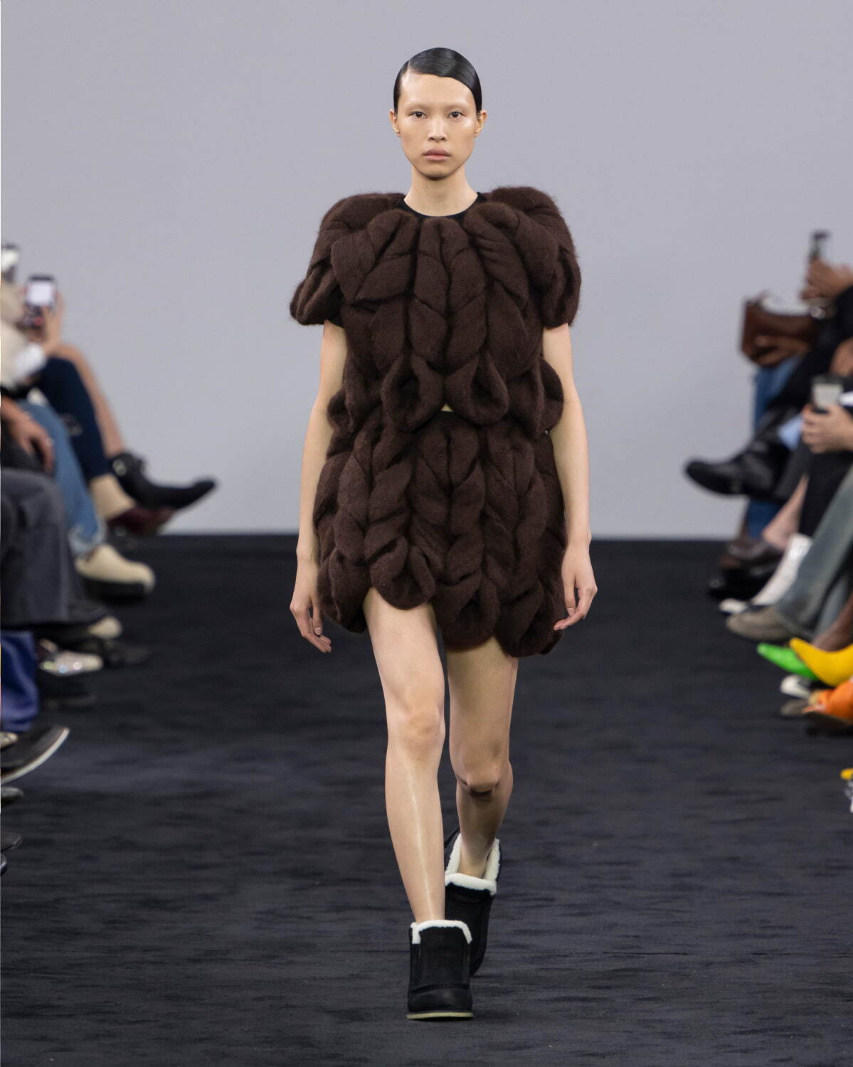 JW アンダーソン(JW Anderson) 2024-25年秋冬ウィメンズコレクション  - 写真4