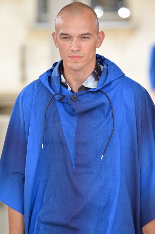 イッセイ ミヤケ メン(ISSEY MIYAKE MEN) 2015年春夏メンズコレクション  - 写真51