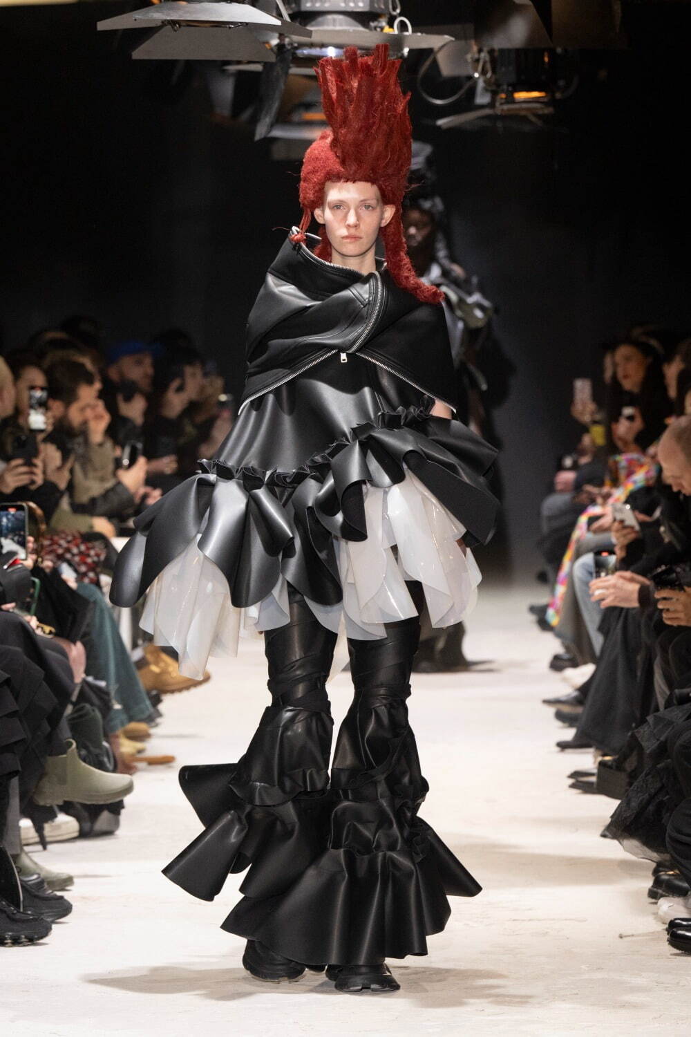 コム デ ギャルソン(COMME des GARÇONS) 2024-25年秋冬ウィメンズコレクション  - 写真13