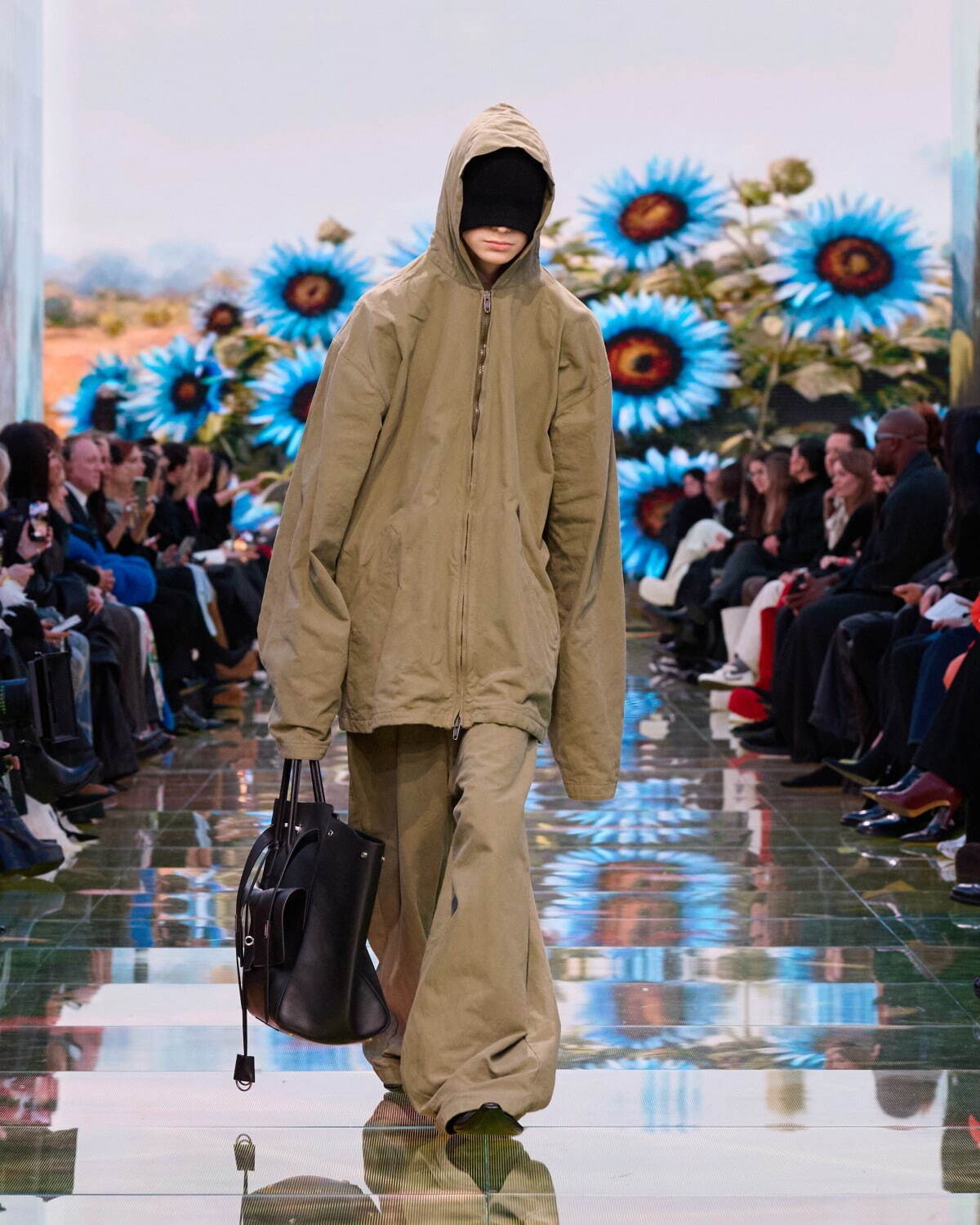 バレンシアガ(BALENCIAGA) 2024年冬ウィメンズ&メンズコレクション  - 写真27