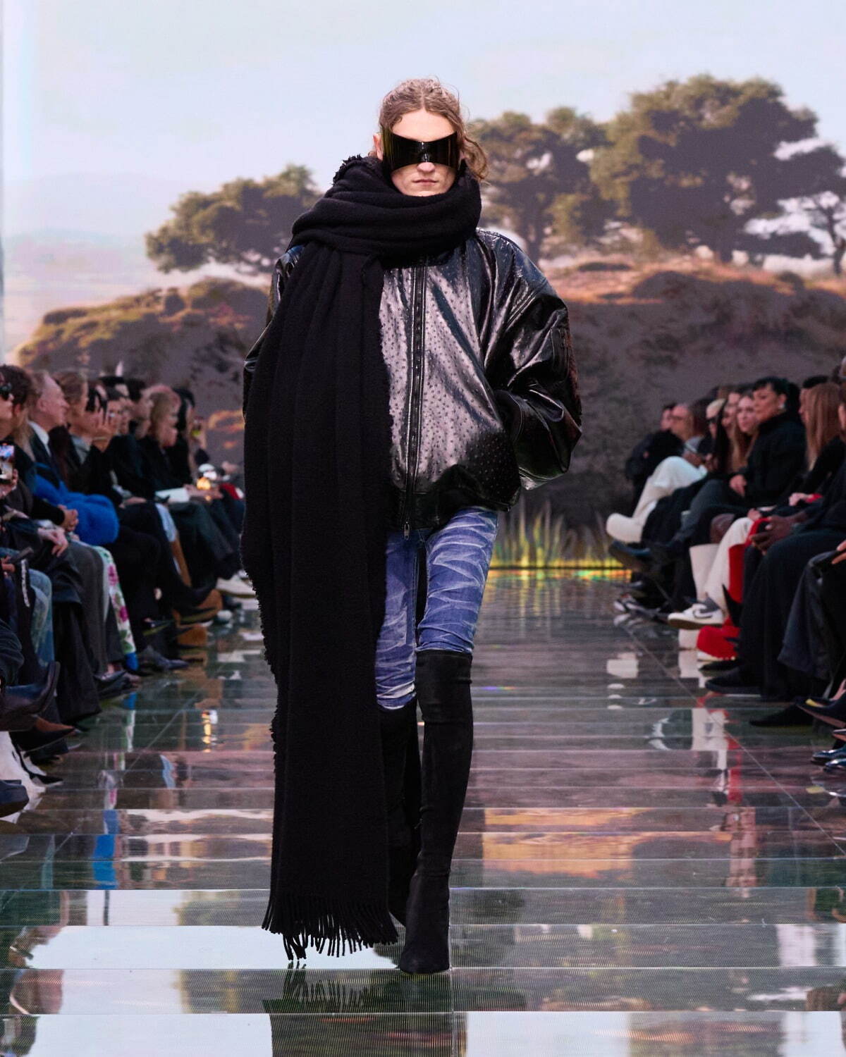 バレンシアガ(BALENCIAGA) 2024年冬ウィメンズ&メンズコレクション  - 写真30