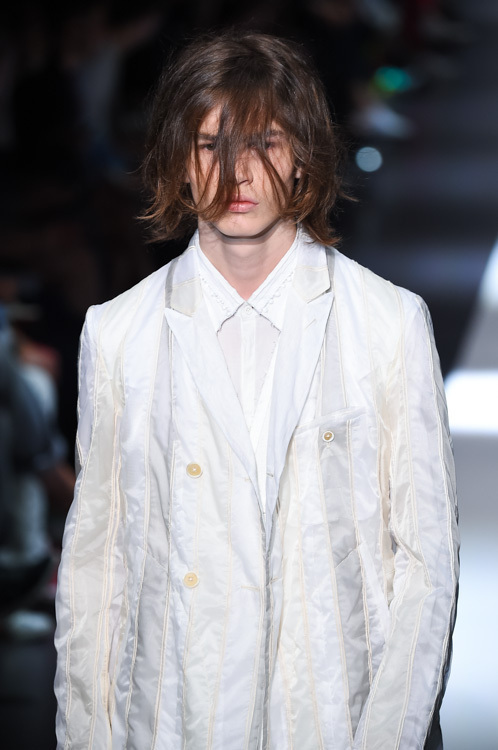 アン ドゥムルメステール(ANN DEMEULEMEESTER) 2015年春夏メンズコレクション  - 写真22