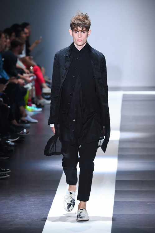 アン ドゥムルメステール(ANN DEMEULEMEESTER) 2015年春夏メンズコレクション  - 写真44