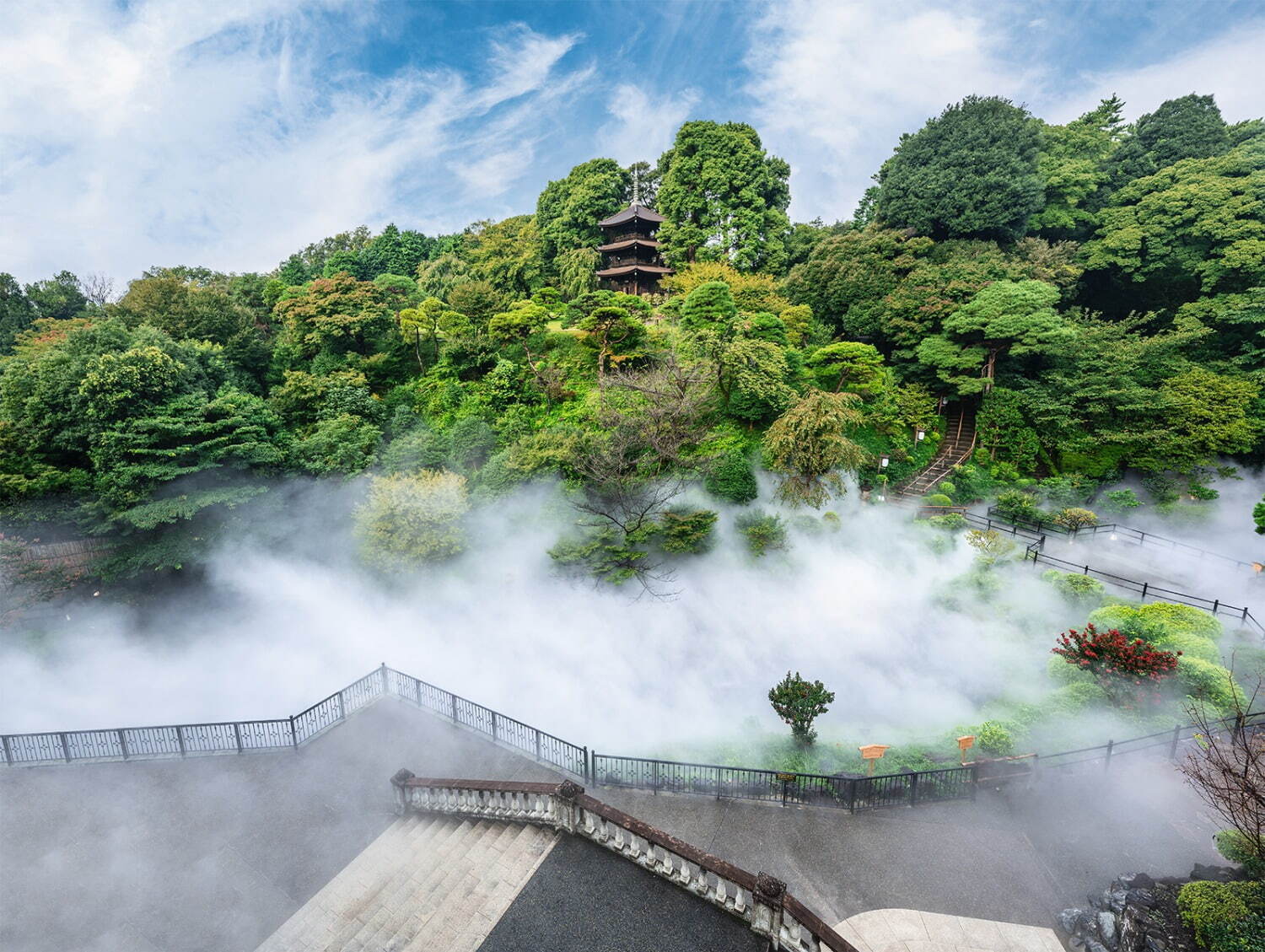 ホテル椿山荘東京「トワイライト バブル テラス」テラスでシャンパン＆スパークリングワインが飲み放題｜写真4