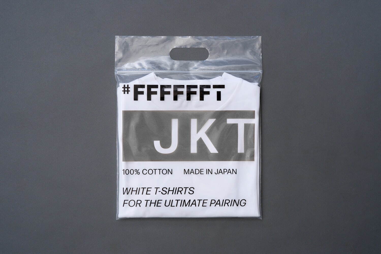 白Tシャツ専門店「#FFFFFFT」オリジナル第2弾、“ジャケットのための”上質ドレスTシャツ｜写真5