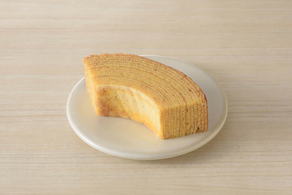 ウメダチーズラボ監修クリームチーズバウムクーヘン 181円