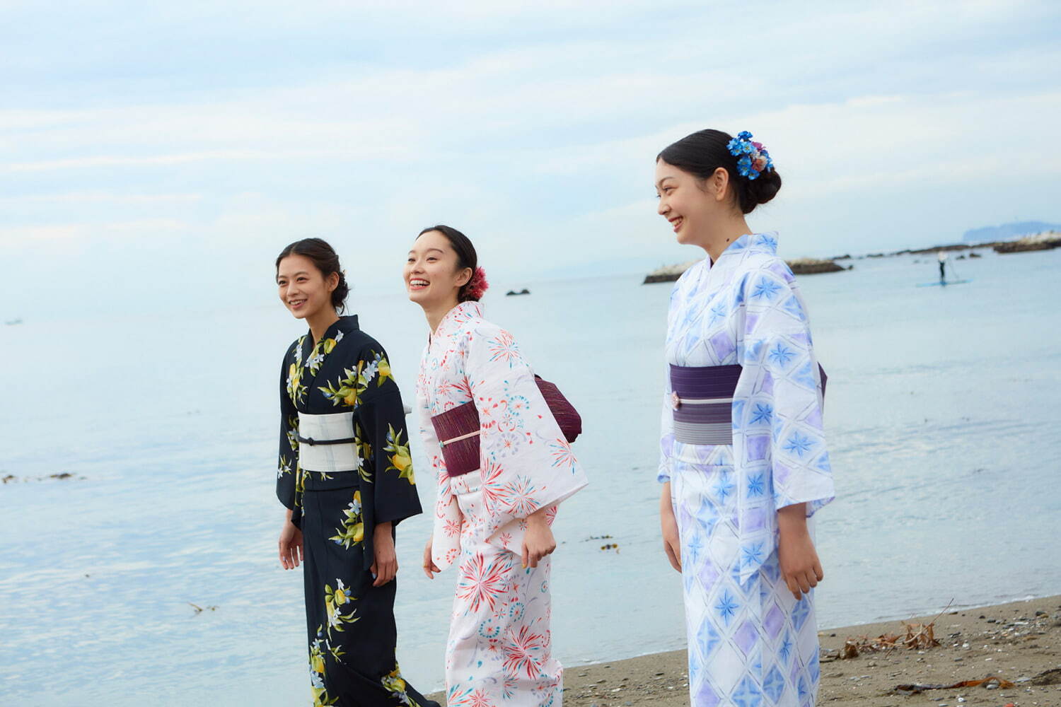 きものやまと2024年春夏ゆかた、線香花火や“祭りの賑わい”着想の提灯模様｜写真1